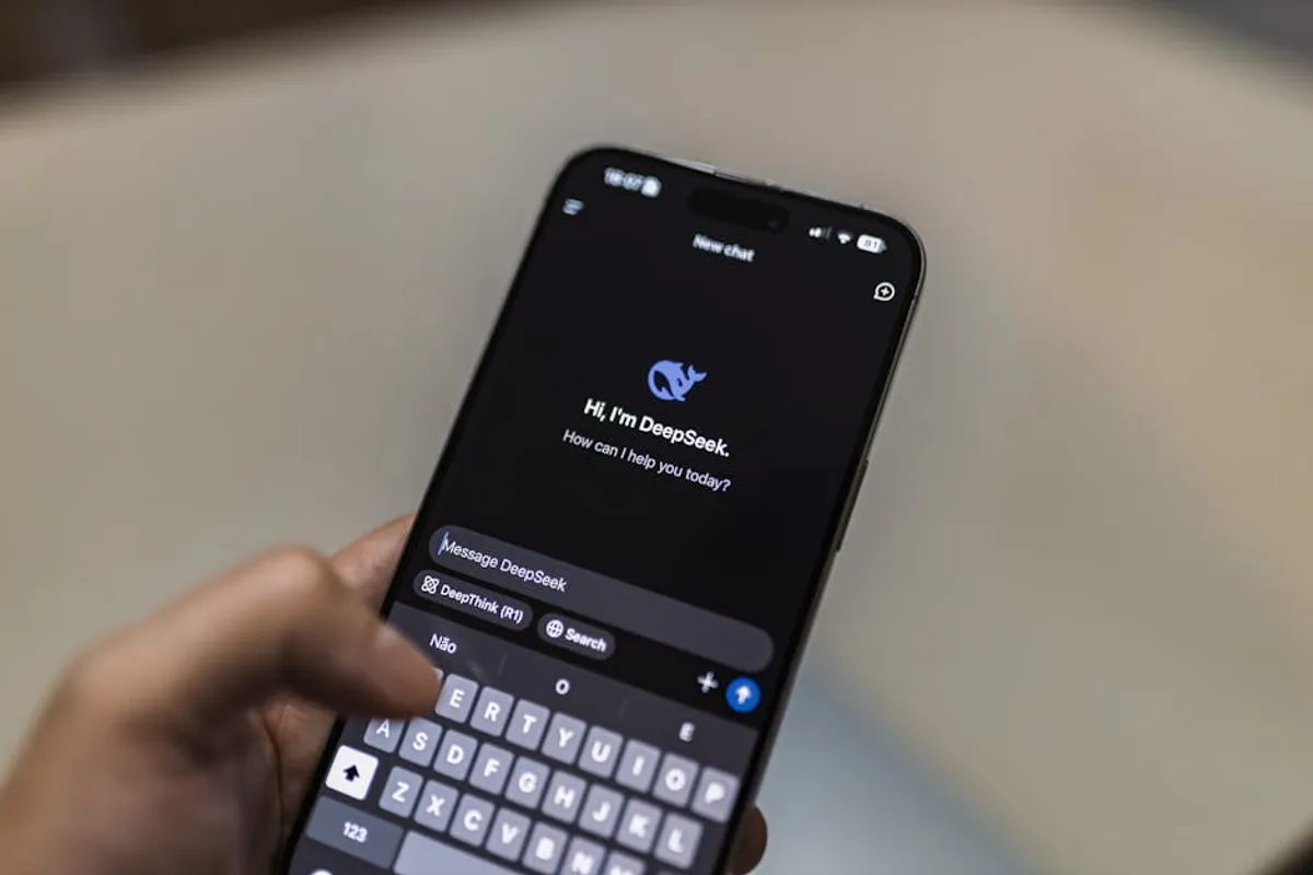 Best AI Chatbot Use Cases for Small Websites