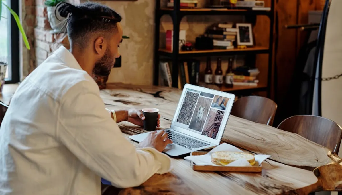 How culture blogs Can Turn newsreverse.com Research Into Better Content